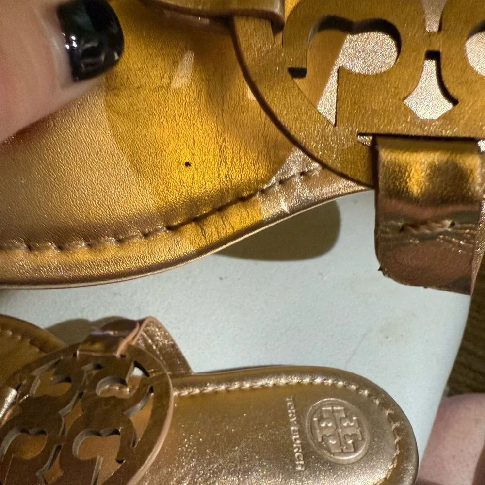 Size 7 Rose Gold Metallic Tory Burch Miller thong sandals. - Picture 2 of 8